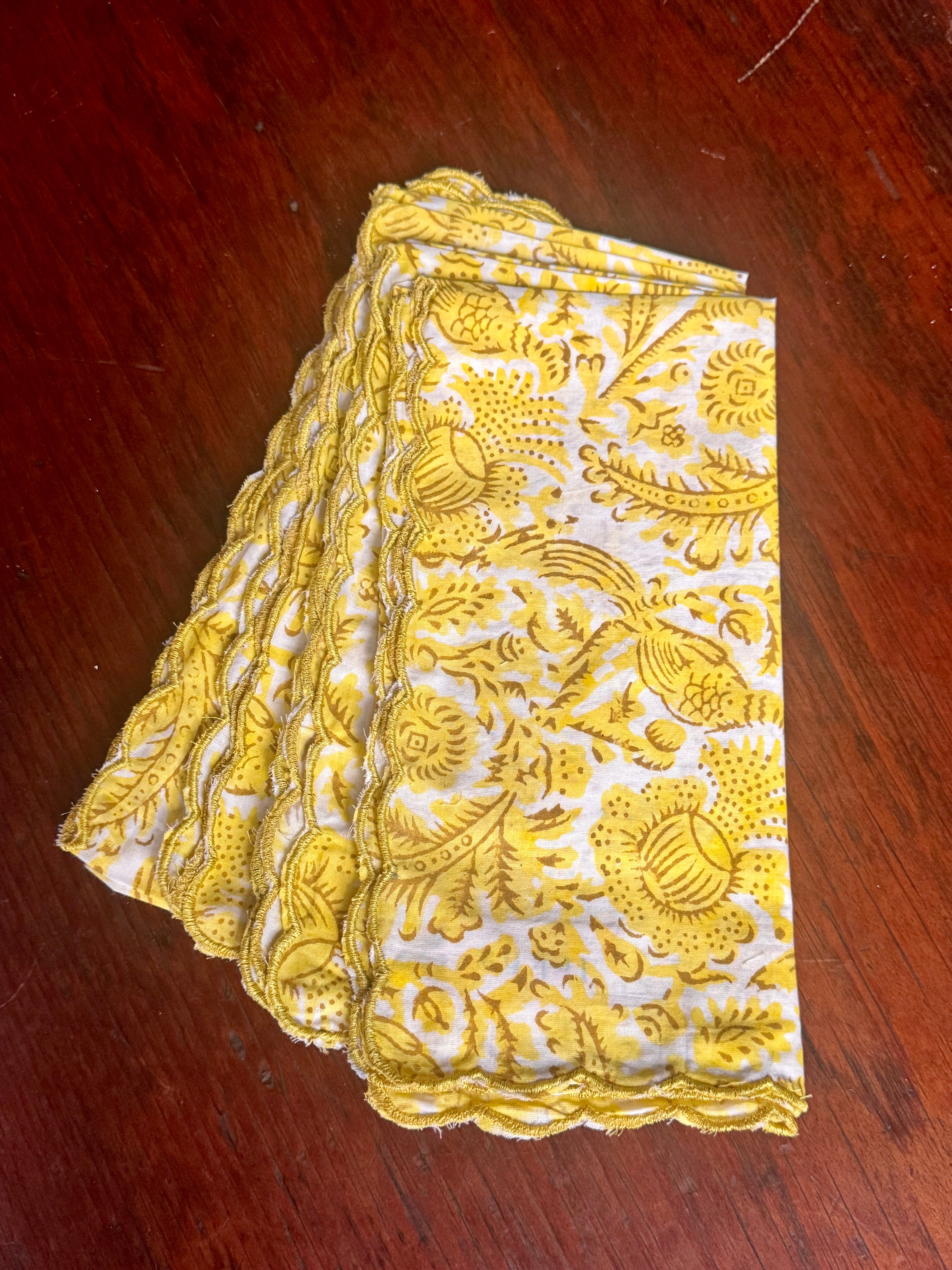 Lemon Scallop Napkin