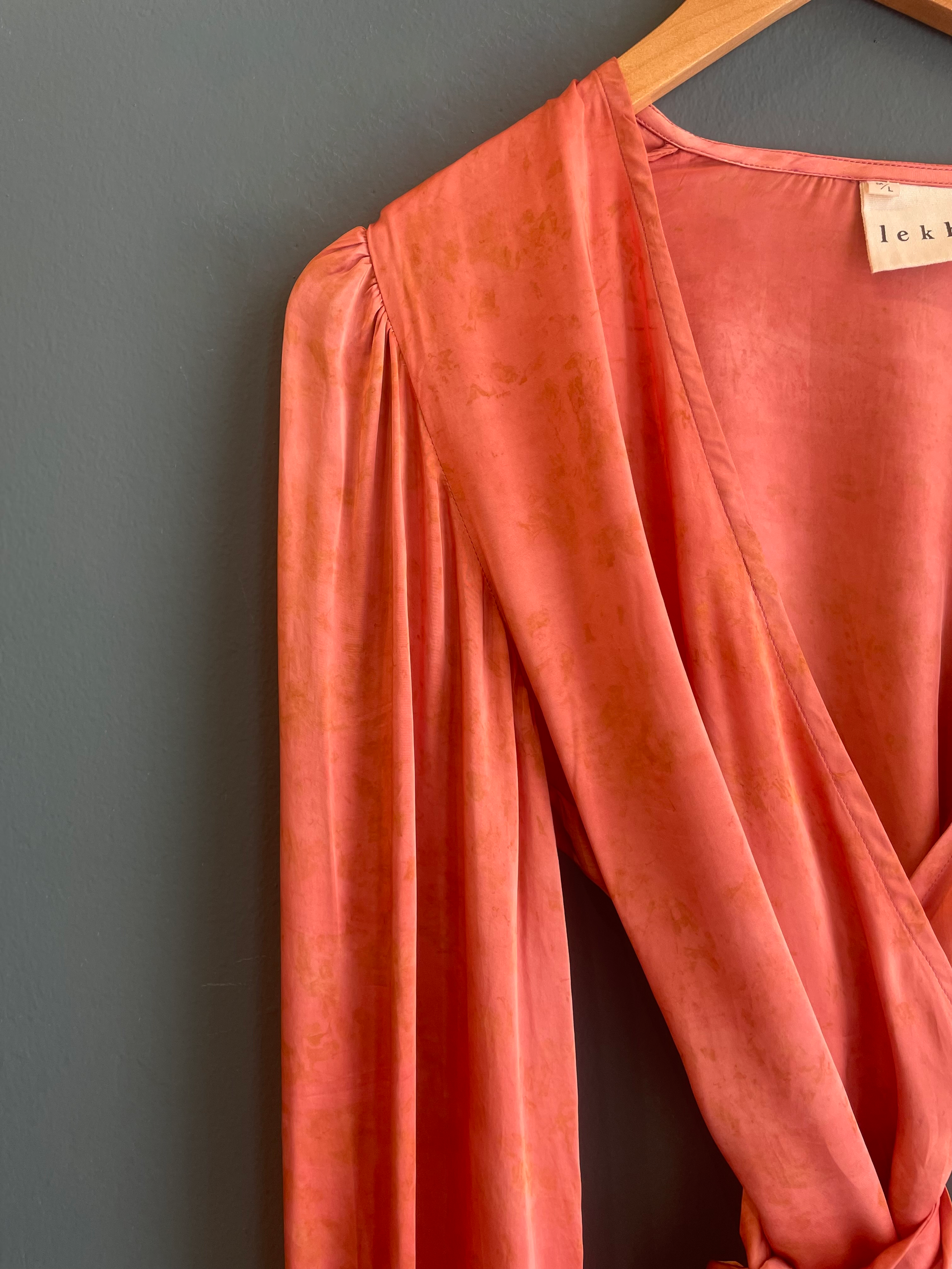 Pari Wrap Top