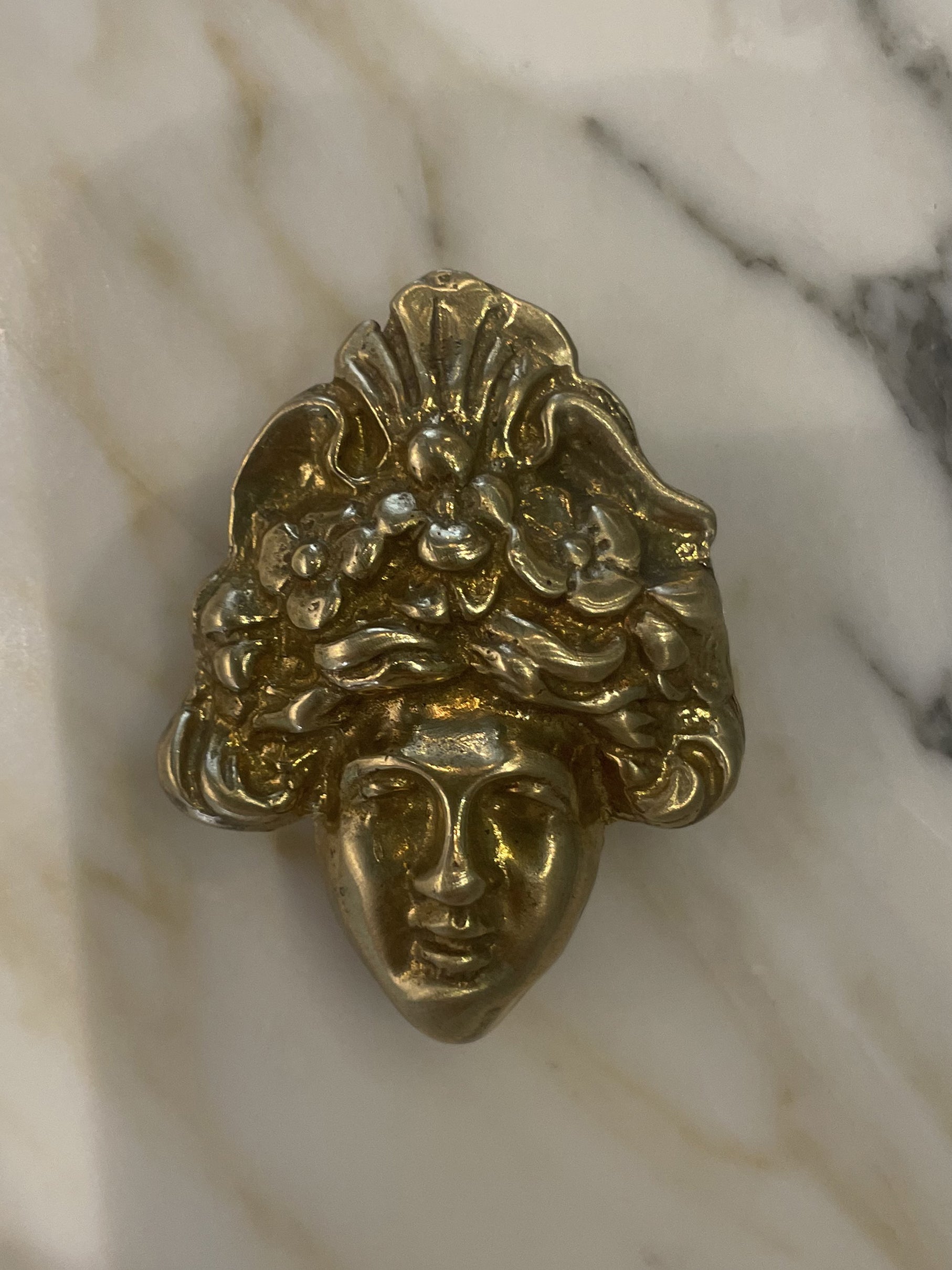 Saint Claude Button Cover