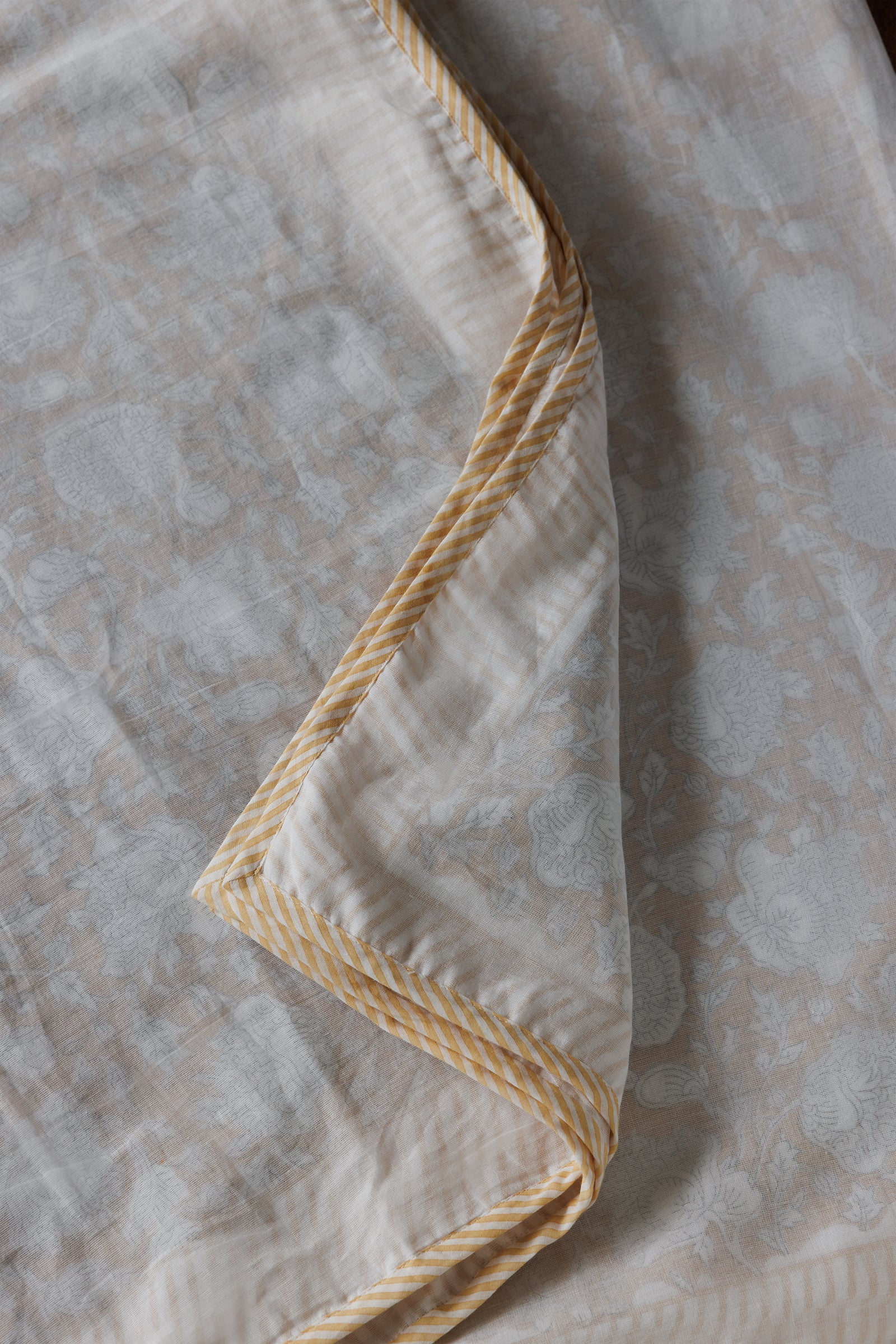 Muslin Dohar Throw Blanket