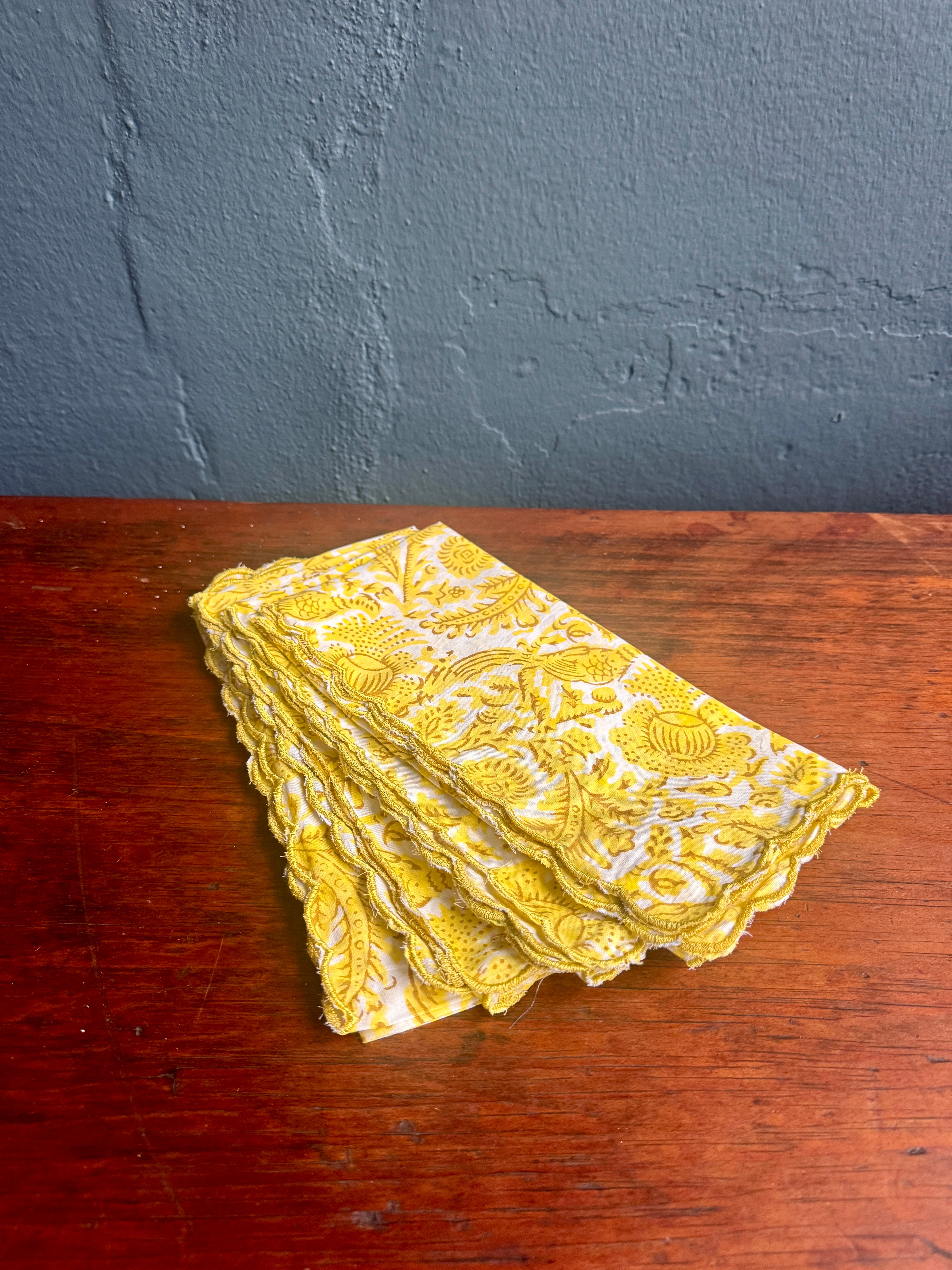 Lemon Scallop Napkin