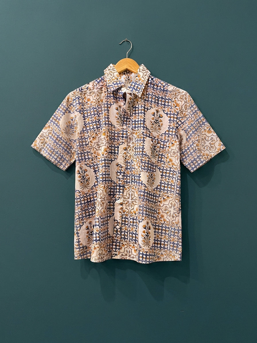 Classic Men's Short Sleeve Button Down