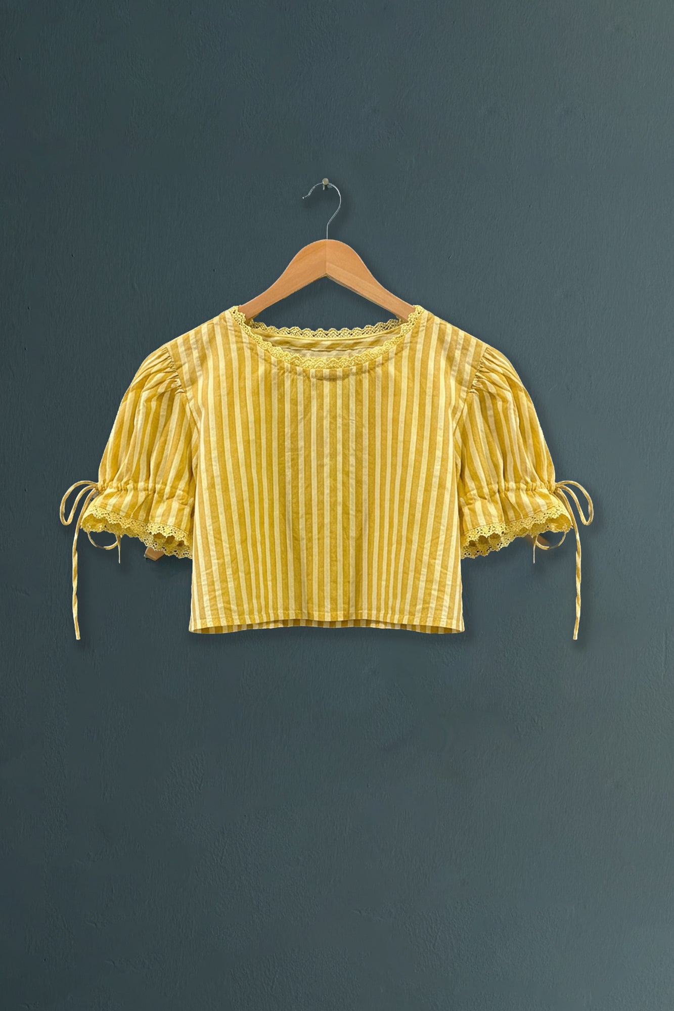 Jansi Cropped Top