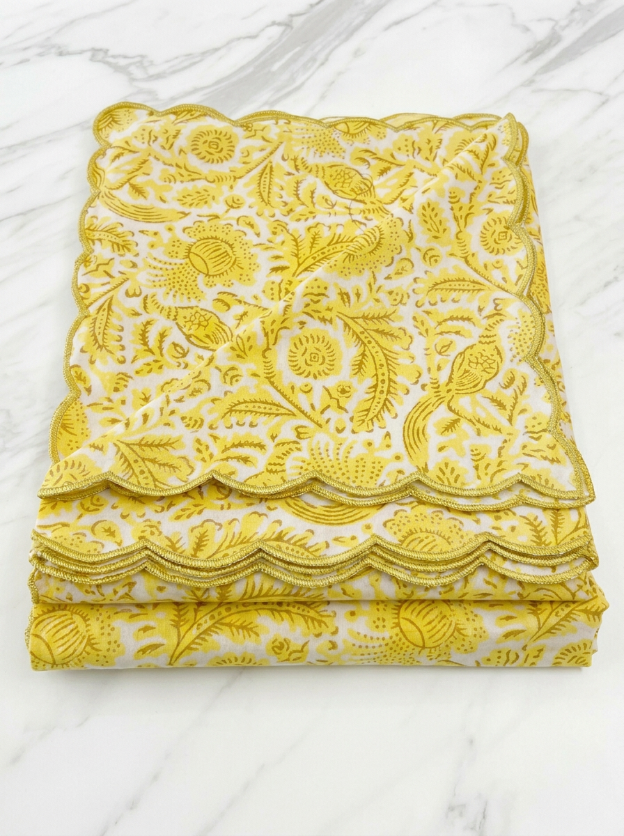 Lemon Scallop Tablecloth