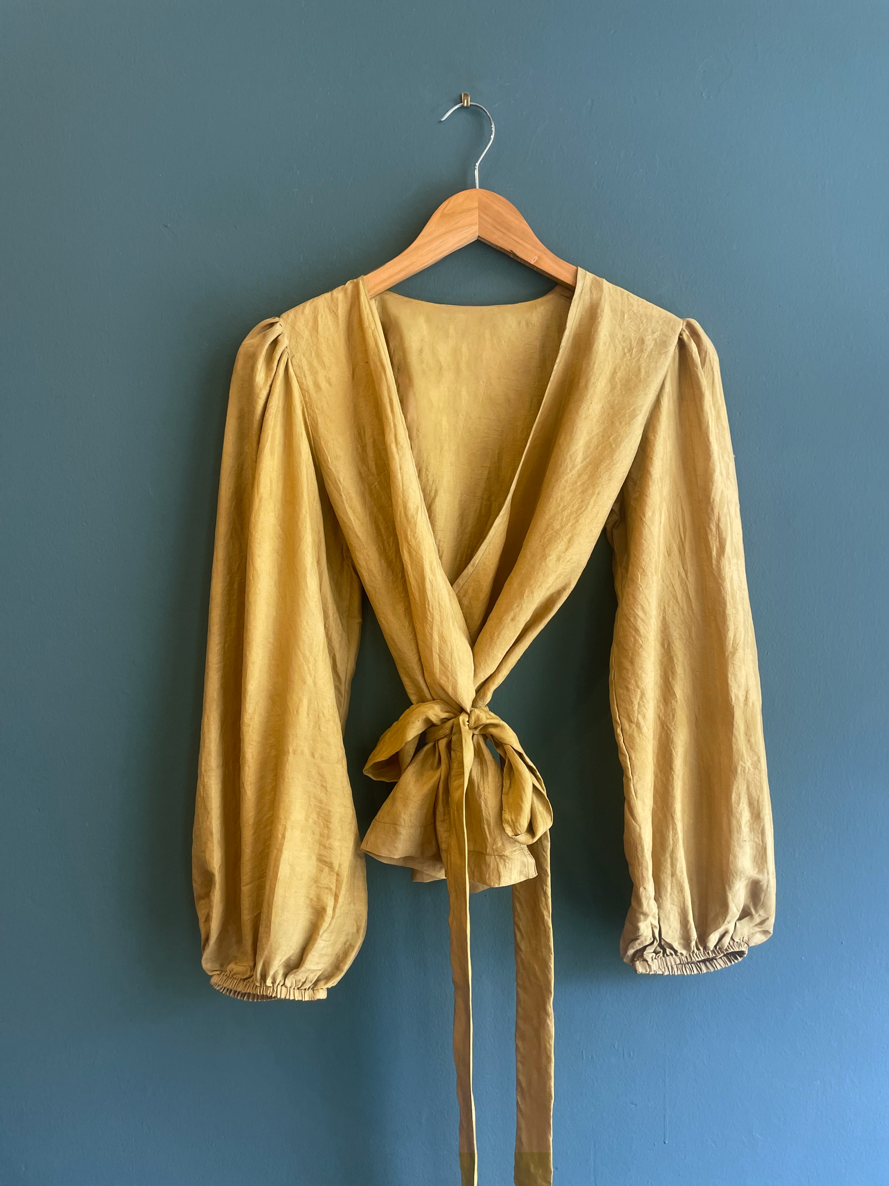 Pari Wrap Top