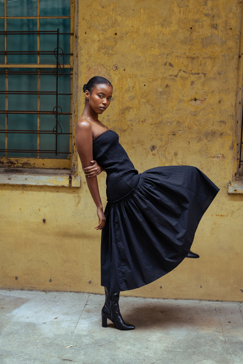 Nalini Smocked Midi Dress in Poplin | Black