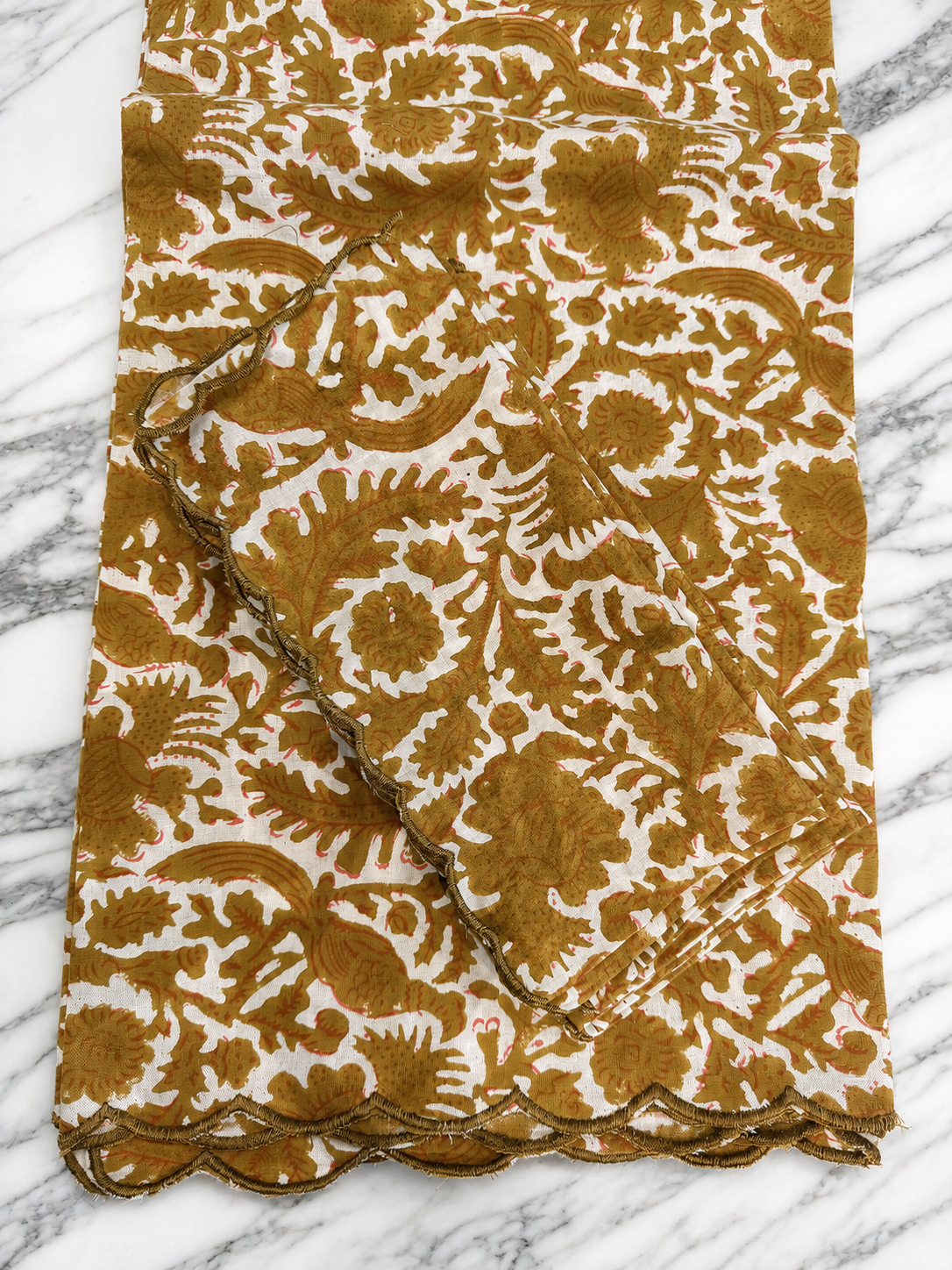 Mustard Scallop Tablecloth