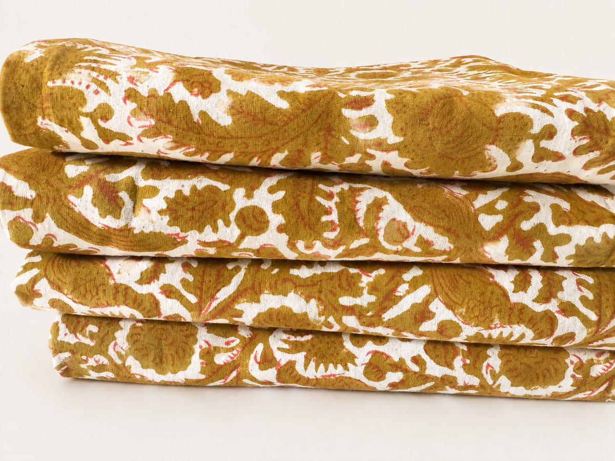 Mustard Scallop Tablecloth