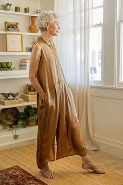 brown dress | pecan