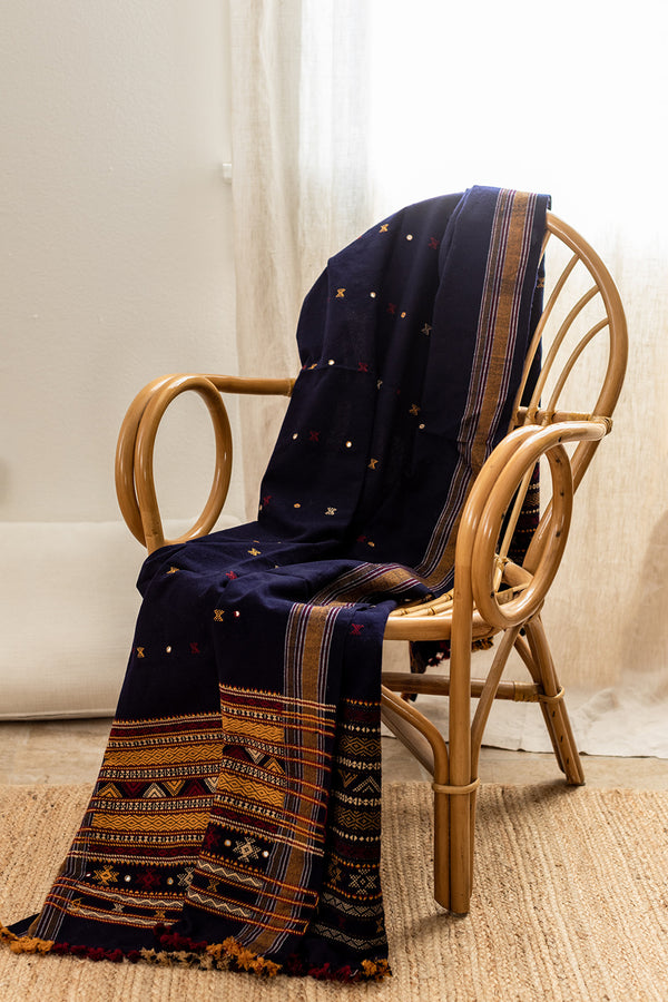 Bhujodi wool shawl handloomed in India.