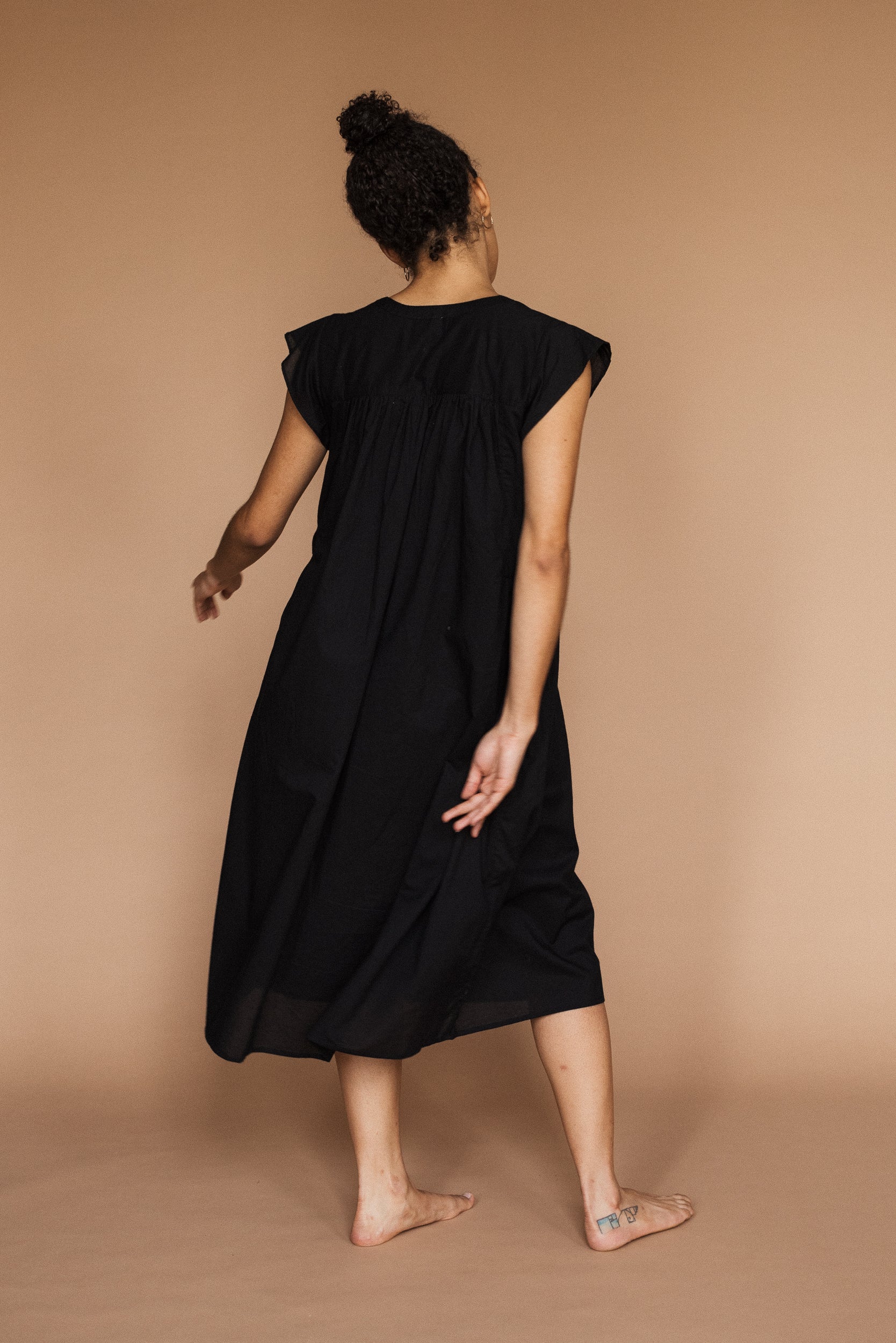 laila dress