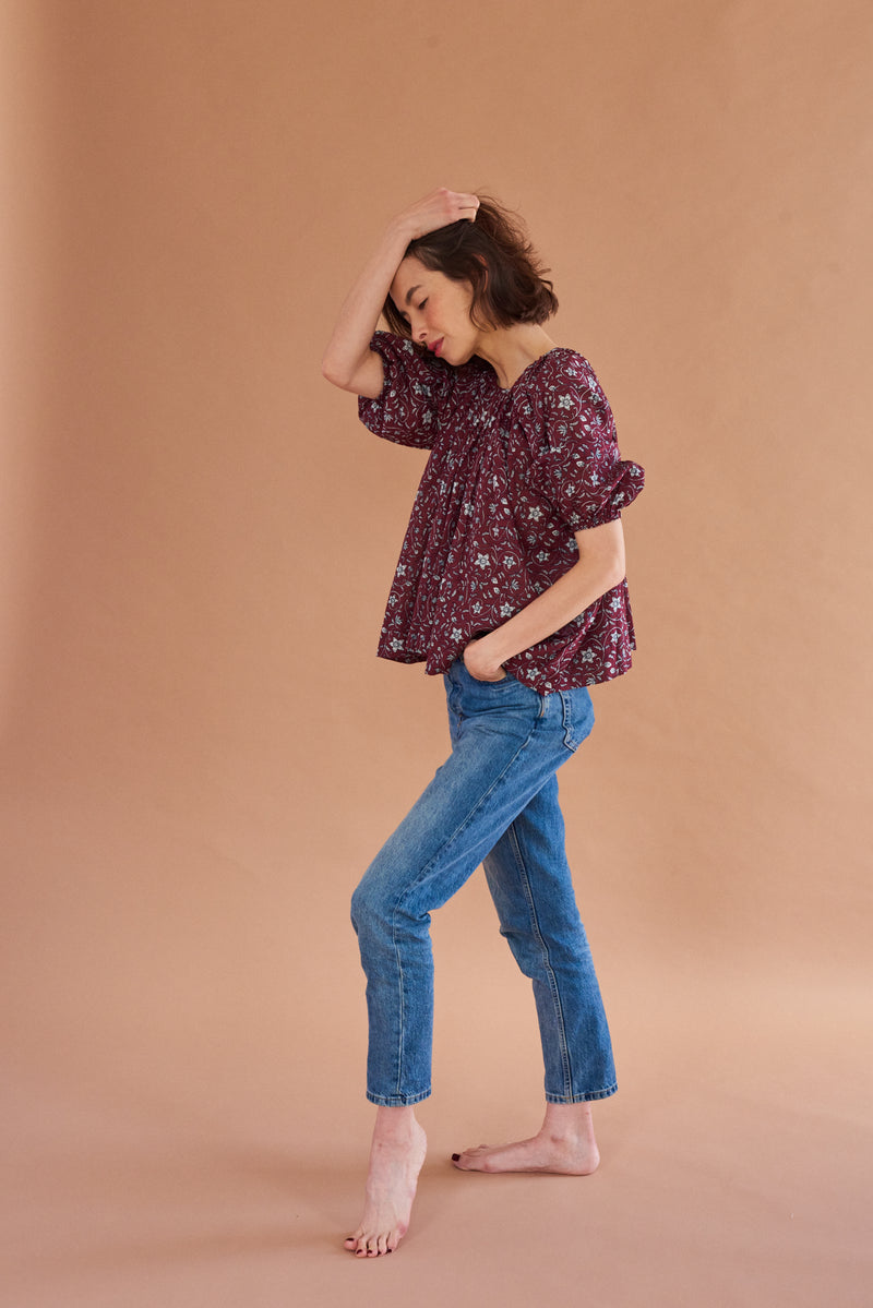 Tamboo Top with elasticized balloon sleeves, handmade in India.