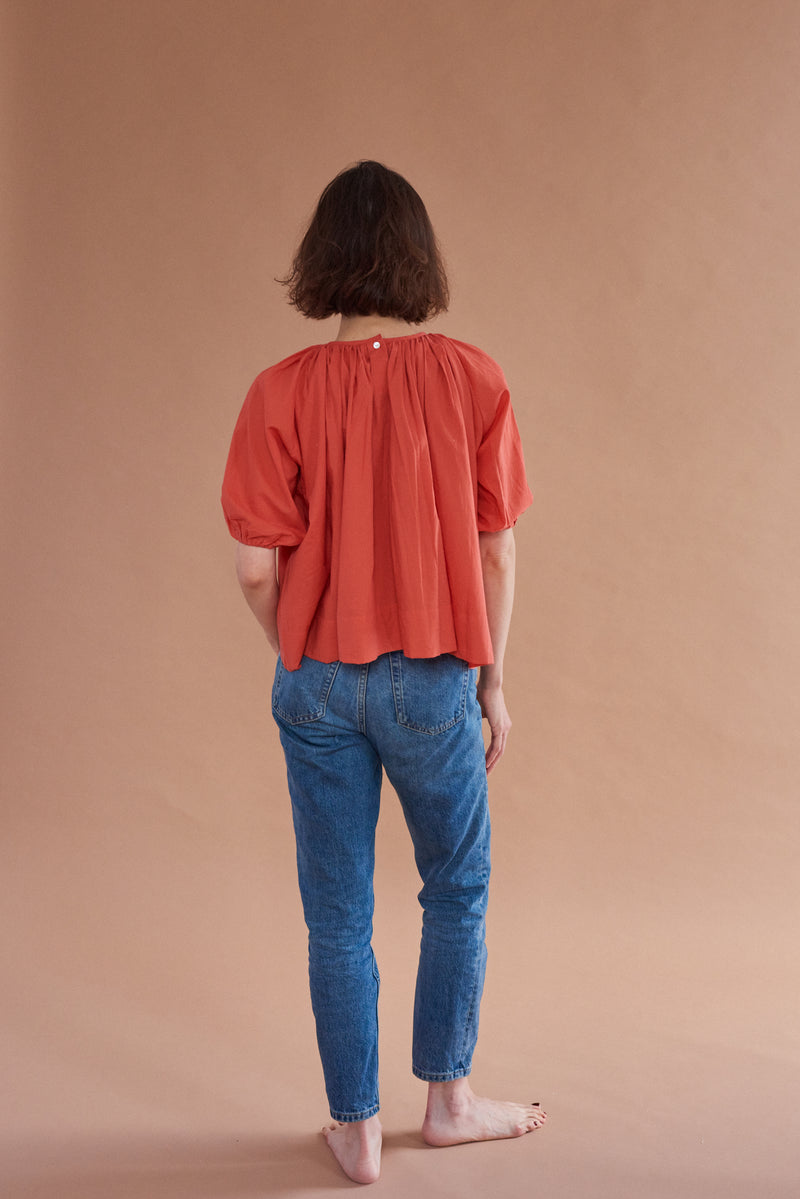 Tamboo Top with elasticized balloon sleeves, handmade in India.